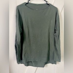 Lululemon Back In Action Olive long sleeve